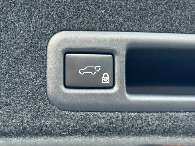 ＲＸ ＲＸ４５０ｈ　Ｆスポーツ　ＴＲＤエアロ＆４本出マフラー　全席シートヒーター　２列目パワーシート　赤革シート　パノラマルーフ　全周囲　ナビＴＶ　ＥＴＣ２．０　Ｐゲート　ＢＳＭ　ＨＵＤ　置く充電　ハンドルヒーター　ベンチレーション（44枚目）