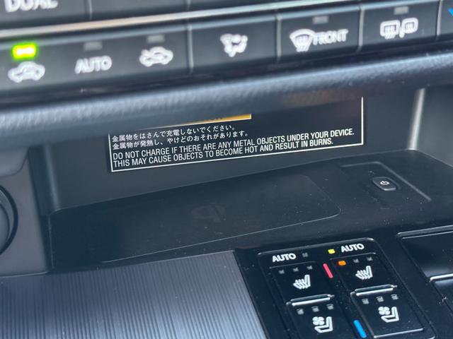 ＲＸ ＲＸ４５０ｈ　Ｆスポーツ　ＴＲＤエアロ＆４本出マフラー　全席シートヒーター　２列目パワーシート　赤革シート　パノラマルーフ　全周囲　ナビＴＶ　ＥＴＣ２．０　Ｐゲート　ＢＳＭ　ＨＵＤ　置く充電　ハンドルヒーター　ベンチレーション（60枚目）