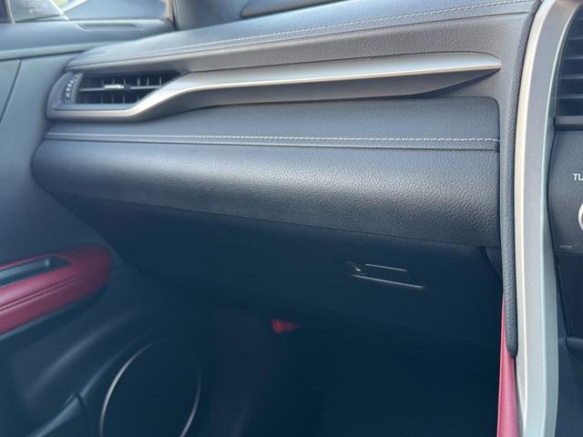 ＲＸ ＲＸ４５０ｈ　Ｆスポーツ　ＴＲＤエアロ＆４本出マフラー　全席シートヒーター　２列目パワーシート　赤革シート　パノラマルーフ　全周囲　ナビＴＶ　ＥＴＣ２．０　Ｐゲート　ＢＳＭ　ＨＵＤ　置く充電　ハンドルヒーター　ベンチレーション（67枚目）