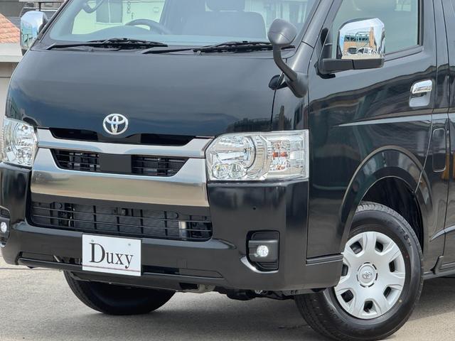 ハイエースバン ロングスーパーＧＬ　ダークプライムＳ　パノラミックビューモニター　デジタルインナーミラー　トヨタセーフティーセンス　専用メッキエンブレム　両側デュアルパワースライドドア　スカッフプレート　４本出しスポークステアリングホイール　スマートキー（13枚目）