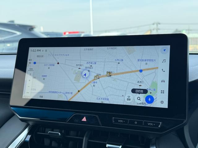 ハリアーハイブリッド Ｚ　レザーパッケージ・ナイトシェード　モデリスタフルエアロ　調光パノラマルーフ　パノラミックビューモニター　ブラインドスポットモニター　純正１２．３型ディスプレイナビ　フルセグＴＶ　寒冷地仕様　レーダークルーズコントロール　ＥＴＣ２．０（6枚目）