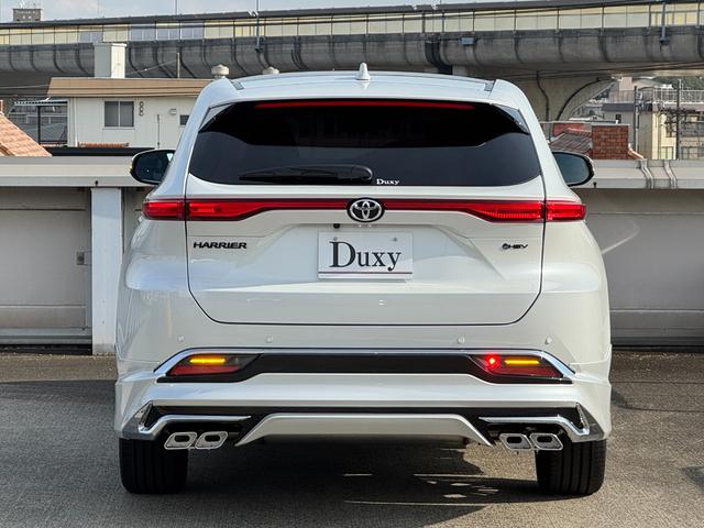 ハリアーハイブリッド Ｚ　レザーパッケージ・ナイトシェード　モデリスタフルエアロ　調光パノラマルーフ　パノラミックビューモニター　ブラインドスポットモニター　純正１２．３型ディスプレイナビ　フルセグＴＶ　寒冷地仕様　レーダークルーズコントロール　ＥＴＣ２．０（32枚目）