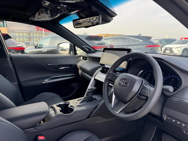 ハリアーハイブリッド Ｚ　レザーパッケージ・ナイトシェード　モデリスタフルエアロ　調光パノラマルーフ　パノラミックビューモニター　ブラインドスポットモニター　純正１２．３型ディスプレイナビ　フルセグＴＶ　寒冷地仕様　レーダークルーズコントロール　ＥＴＣ２．０（39枚目）