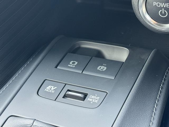 ハリアーハイブリッド Ｚ　レザーパッケージ・ナイトシェード　モデリスタフルエアロ　調光パノラマルーフ　パノラミックビューモニター　ブラインドスポットモニター　純正１２．３型ディスプレイナビ　フルセグＴＶ　寒冷地仕様　レーダークルーズコントロール　ＥＴＣ２．０（59枚目）