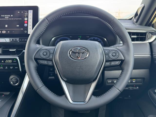 ハリアーハイブリッド Ｚ　レザーパッケージ・ナイトシェード　モデリスタフルエアロ　調光パノラマルーフ　パノラミックビューモニター　ブラインドスポットモニター　純正１２．３型ディスプレイナビ　フルセグＴＶ　寒冷地仕様　レーダークルーズコントロール　ＥＴＣ２．０（63枚目）