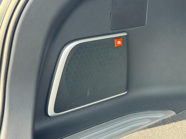 ハリアーハイブリッド Ｚ　レザーパッケージ・ナイトシェード　モデリスタフルエアロ　調光パノラマルーフ　パノラミックビューモニター　ブラインドスポットモニター　純正１２．３型ディスプレイナビ　フルセグＴＶ　寒冷地仕様　レーダークルーズコントロール　ＥＴＣ２．０（76枚目）