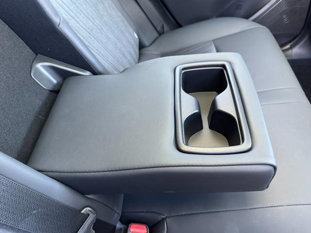 ハリアー Z パノラマルーフ デジタルインナーミラー パノラミックビューモニター ブラインドスポットモニタ 12.3型JBLナビ フルセグTV パワーバックドア ヘッドアップディスプレイ ETC2.0 パワーシート(64枚目)