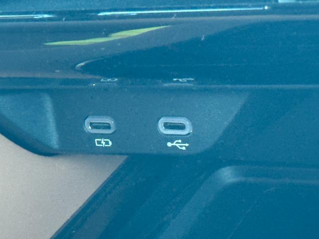 ヴェルファイアハイブリッド エグゼクティブラウンジ　左右独立ルーフ　デジタルインナーミラー　純正１４型ＪＢＬナビ　リヤエンターテイメント　フルセグＴＶ　パノラミックビューモニター　ブラインドスポットモニター　ＣＤ／ＤＶＤデッキ　ドラレコ　レーダー探知機（52枚目）