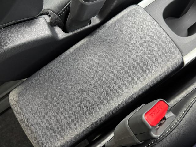 ノア ハイブリッドS-Z モデリスタエアロ デジタルインナーミラー 後席モニター 10.5インチディスプレイオーディオナビ フルセグTV バックカメラ AC100V電源 CDDVDデッキ ETC2.0 三眼LEDヘッドライト(68枚目)