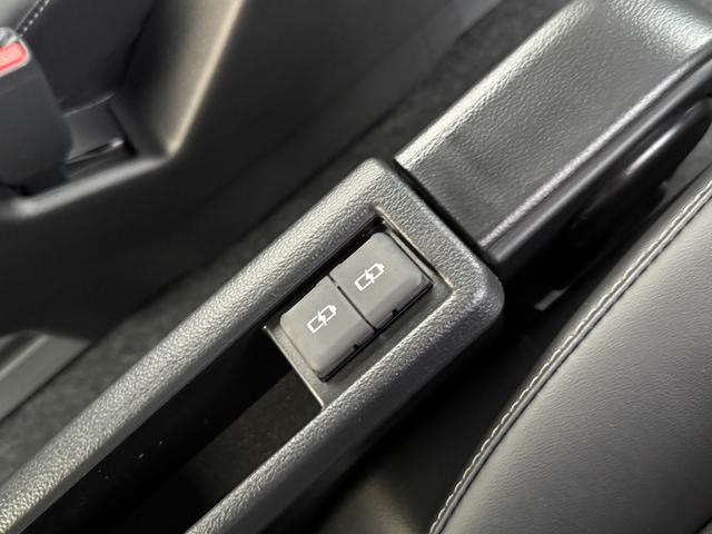 ノア ハイブリッドS-Z モデリスタエアロ デジタルインナーミラー 後席モニター 10.5インチディスプレイオーディオナビ フルセグTV バックカメラ AC100V電源 CDDVDデッキ ETC2.0 三眼LEDヘッドライト(71枚目)