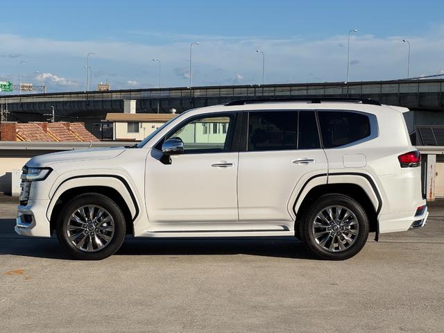 TOYOTA LAND CRUISER ZX