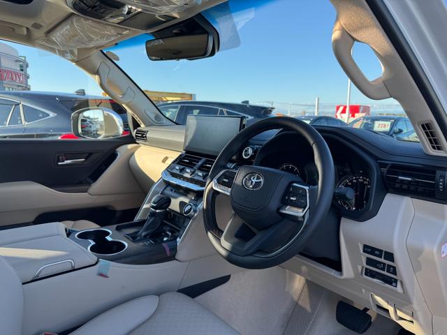 TOYOTA LAND CRUISER ZX