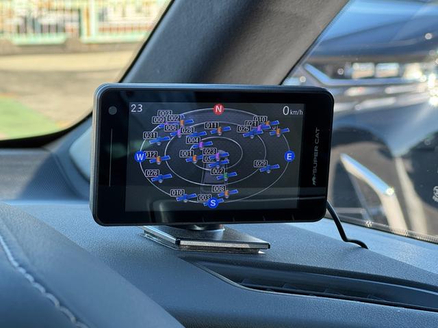 TOYOTA VELLFIRE HYBRID EXECUTIVE LOUNGE