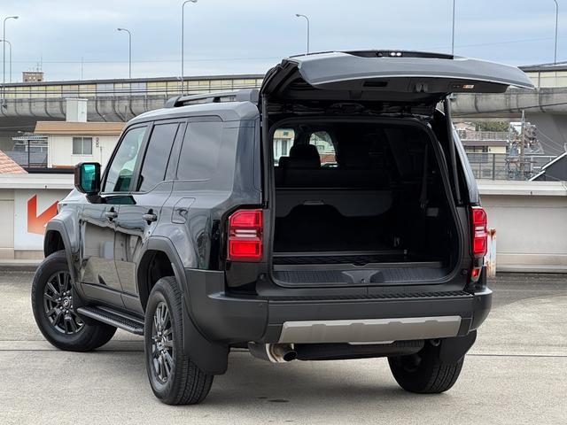 ランドクルーザー250 VX 特別限定ローン 丸目LEDヘッド サンルーフ デジタルインナーミラー 12.3型コネクティッドナビ パノラミックビューモニター フルセグTV 寒冷地仕様 HDMI入力端子 前席シートヒーター&クーラー(24枚目)