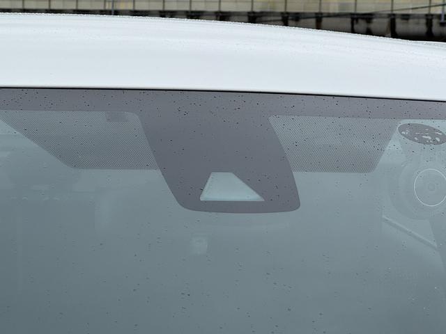 プリウス Ｓ　車検２年付　ｃａｒｒｏｚｚｅｒｉａナビ　フルセグ　バックカメラ　スペアタイヤ　ＡＣ１００Ｖ電源　レーダークルーズコントロール　ドライブレコーダ　トヨタセーフティセンス　ＬＥＤヘッドライト　オートライト（26枚目）