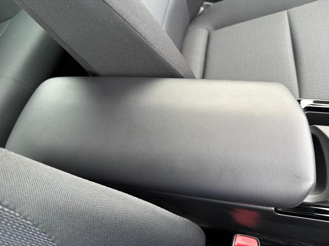 プリウス Ｕ　純正ディスプレイオーディオ　フルセグＴＶ　バックカメラ　前後ドライブレコーダー　ＡＣ１００Ｖ電源　ＥＴＣ２．０　ＵＳＢポート　　トヨタセーフティセンス　ＬＥＤヘッドライト　レーダークルーズコントロール（64枚目）