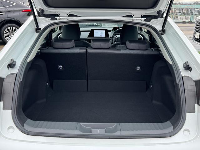 プリウス Ｕ　純正ディスプレイオーディオ　フルセグＴＶ　バックカメラ　前後ドライブレコーダー　ＡＣ１００Ｖ電源　ＥＴＣ２．０　ＵＳＢポート　　トヨタセーフティセンス　ＬＥＤヘッドライト　レーダークルーズコントロール（73枚目）