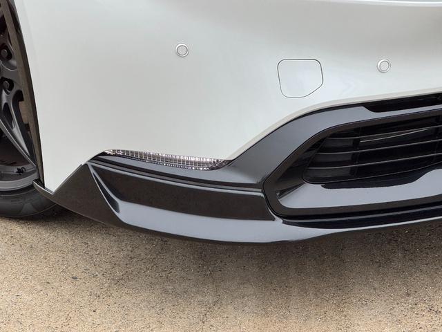 プリウス Ｚ　ＡＩＭＧＡＩＮエアロ　ＲＹＳ１９ＡＷ　デジタルミラー　ブラインドスポットモニタ　パノラミックビューモニター　純正１２．３型ナビ　フルセグ　パワーバックドア　ＡＣ１００Ｖ電源　置くだけ充電　ＥＴＣ２．０（11枚目）