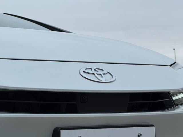 プリウス Ｚ　ＡＩＭＧＡＩＮエアロ　ＲＹＳ１９ＡＷ　デジタルミラー　ブラインドスポットモニタ　パノラミックビューモニター　純正１２．３型ナビ　フルセグ　パワーバックドア　ＡＣ１００Ｖ電源　置くだけ充電　ＥＴＣ２．０（16枚目）