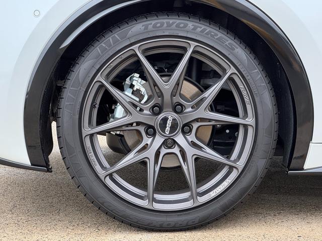 プリウス Ｚ　ＡＩＭＧＡＩＮエアロ　ＲＹＳ１９ＡＷ　デジタルミラー　ブラインドスポットモニタ　パノラミックビューモニター　純正１２．３型ナビ　フルセグ　パワーバックドア　ＡＣ１００Ｖ電源　置くだけ充電　ＥＴＣ２．０（27枚目）