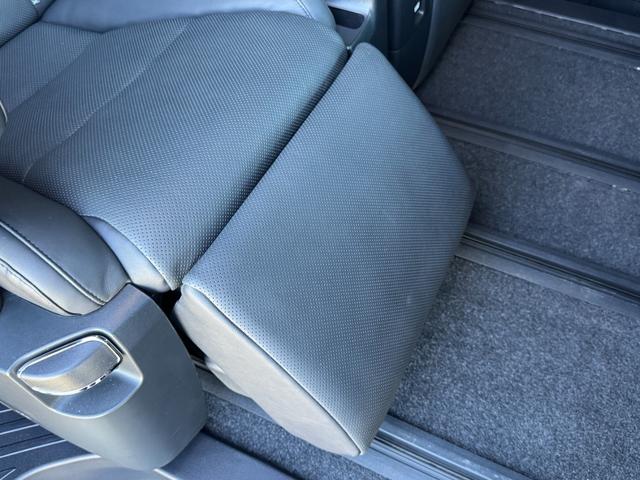 アルファードハイブリッド エグゼクティブラウンジS モデリスタエフルアロ サンルーフ デジタルインナーミラー BSM JBLサウンドメーカーナビ リヤエンターテイメント パノラミックビューモニター イグラセキュリティー ETC2.0 ドライブレコーダー(73枚目)