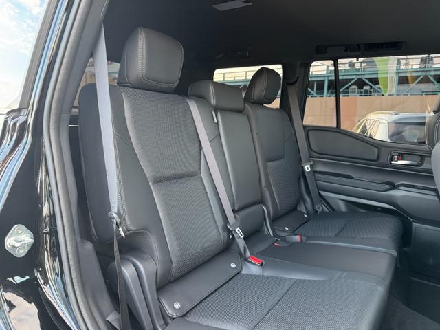 ランドクルーザー２５０ ＶＸ　モデリスタパッケージ　丸目ヘッドライト　トヨタチームメイト　パノラミックビューモニター　ブラインドスポットモニター　ルーフレール　デジタルインナーミラー　ＥＴＣ　ベンチレーション　クルーズコントロール（68枚目）