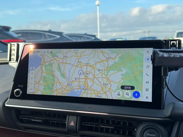 プリウス Ｚ　全周囲カメラ　１２．３型ナビ　フルセグ　ＢＳＭ　デジタルインナーミラー　アダパンストパーク　アドパンストドライブ　レーダークルーズコントロール　トヨタセーフティーセンス　ＥＴＣ２．０　ベンチレーション（5枚目）