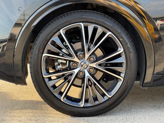 プリウス Ｚ　全周囲カメラ　１２．３型ナビ　フルセグ　ＢＳＭ　デジタルインナーミラー　アダパンストパーク　アドパンストドライブ　レーダークルーズコントロール　トヨタセーフティーセンス　ＥＴＣ２．０　ベンチレーション（39枚目）