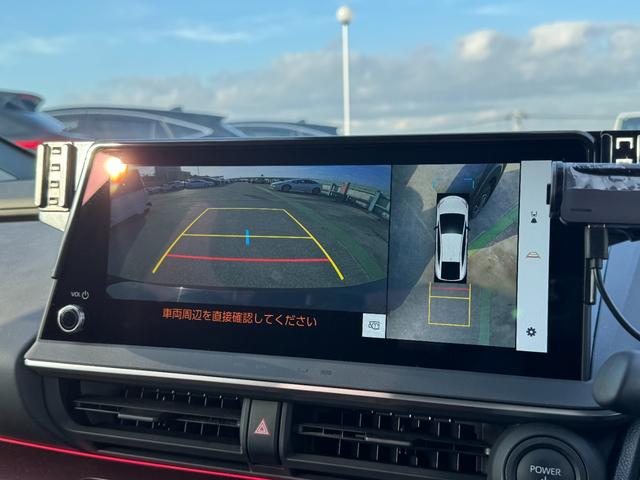 プリウス Ｚ　全周囲カメラ　１２．３型ナビ　フルセグ　ＢＳＭ　デジタルインナーミラー　アダパンストパーク　アドパンストドライブ　レーダークルーズコントロール　トヨタセーフティーセンス　ＥＴＣ２．０　ベンチレーション（62枚目）