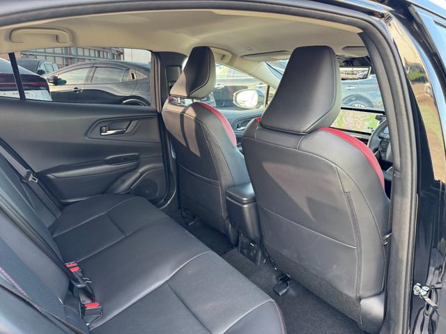 プリウス Ｚ　全周囲カメラ　１２．３型ナビ　フルセグ　ＢＳＭ　デジタルインナーミラー　アダパンストパーク　アドパンストドライブ　レーダークルーズコントロール　トヨタセーフティーセンス　ＥＴＣ２．０　ベンチレーション（71枚目）