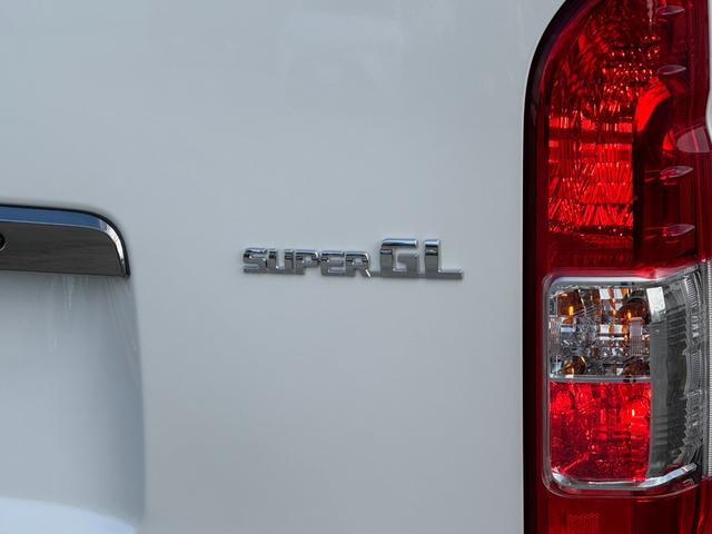 ハイエースバン スーパーＧＬ　ダークプライムＩＩ　全周囲カメラ　両側パワースライドドア　寒冷地仕様　アクセサリーコンセント　リアフォグ　トヨタセーフティーセンス　フロントグリルダークメッキ　バックドアガーニッシュダークメッキ　本革巻きステアリング木目（32枚目）