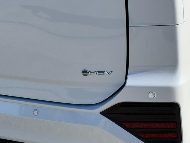 ノア ハイブリッドＳ－Ｚ　改モデル　三眼ＬＥＤ＆ＡＨＳ　１０．５型ナビ　フルセグＴＶ　トヨタチームメイト　快適利便Ｈｉ　デジタルインナーミラー　ヘッドアップディスプレイ　オットマン　ＥＴＣ２．０　全周囲カメラ　ＢＳＭ　ＨＤＭＩ（35枚目）