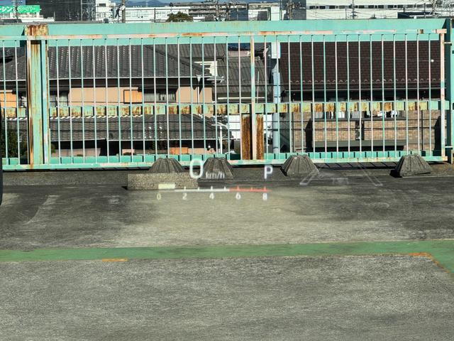 ノア ハイブリッドＳ－Ｚ　改モデル　三眼ＬＥＤ＆ＡＨＳ　１０．５型ナビ　フルセグＴＶ　トヨタチームメイト　快適利便Ｈｉ　デジタルインナーミラー　ヘッドアップディスプレイ　オットマン　ＥＴＣ２．０　全周囲カメラ　ＢＳＭ　ＨＤＭＩ（55枚目）