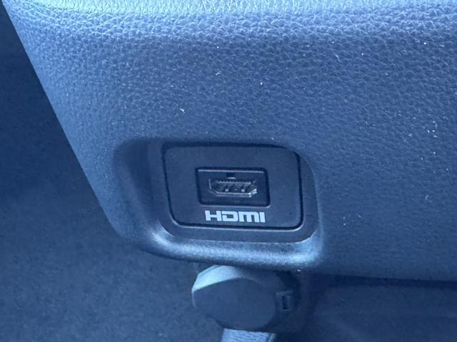 ノア ハイブリッドＳ－Ｚ　改モデル　三眼ＬＥＤ＆ＡＨＳ　１０．５型ナビ　フルセグＴＶ　トヨタチームメイト　快適利便Ｈｉ　デジタルインナーミラー　ヘッドアップディスプレイ　オットマン　ＥＴＣ２．０　全周囲カメラ　ＢＳＭ　ＨＤＭＩ（65枚目）