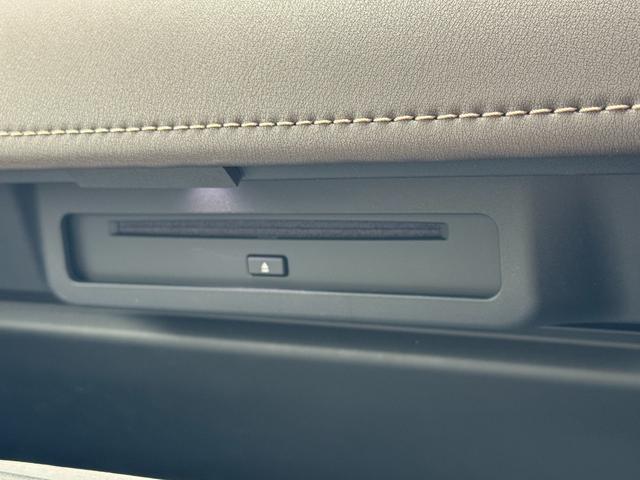 アルファードハイブリッド エグゼクティブラウンジ ベージュ内装 モデリスタエアロ ユニバーサルステップ 左右独立ルーフ デジタルミラー 14型JBLナビ 後席モニター パノラミックビューモニター BSM CD,DVDデッキ カラーHUD ETC2,0(13枚目)