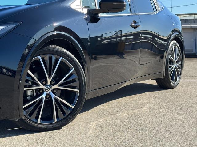 プリウス Ｚ　全周囲カメラ　デジタルインナーミラー　純正１２．３インチナビ　フルセグＴＶ　ＢＳＭ　トヨタセーフティーセンス　レーダークルーズコントロール　ＥＴＣ２．０　パワーバックドア　ステアリングヒータードラレコ（30枚目）