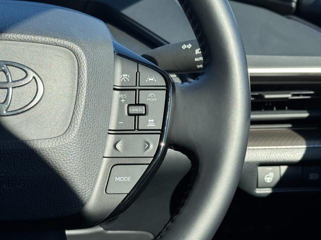 プリウス Ｚ　全周囲カメラ　デジタルインナーミラー　純正１２．３インチナビ　フルセグＴＶ　ＢＳＭ　トヨタセーフティーセンス　レーダークルーズコントロール　ＥＴＣ２．０　パワーバックドア　ステアリングヒータードラレコ（54枚目）