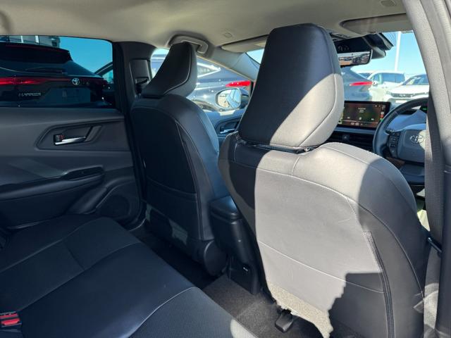 プリウス Ｚ　全周囲カメラ　デジタルインナーミラー　純正１２．３インチナビ　フルセグＴＶ　ＢＳＭ　トヨタセーフティーセンス　レーダークルーズコントロール　ＥＴＣ２．０　パワーバックドア　ステアリングヒータードラレコ（73枚目）