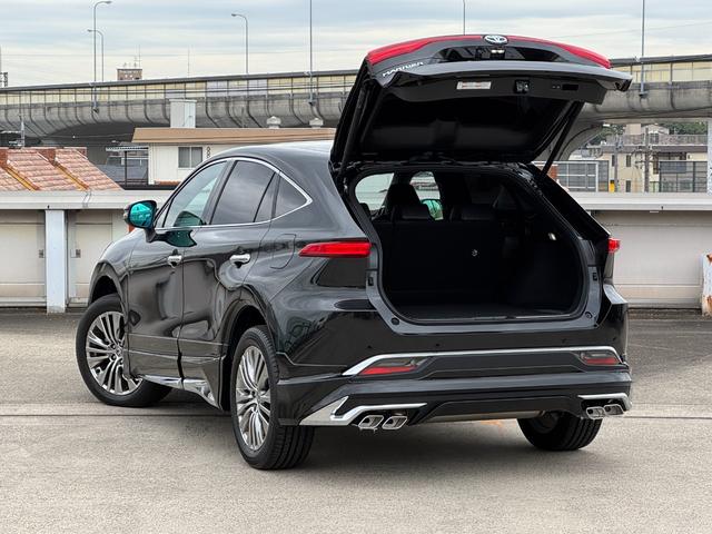 ハリアーハイブリッド Ｚ　レザーパッケージ　モデリスタエアロ　全周囲カメラ　デジタルミラー　ＰＨＥＶグリル　１２．３型ＪＢＬナビ　フルセグＴＶ　ブラインドスポットモニター　ベンチレーション　ステアリングヒーター　ＥＴＣ２０　クルーズコントロール（28枚目）