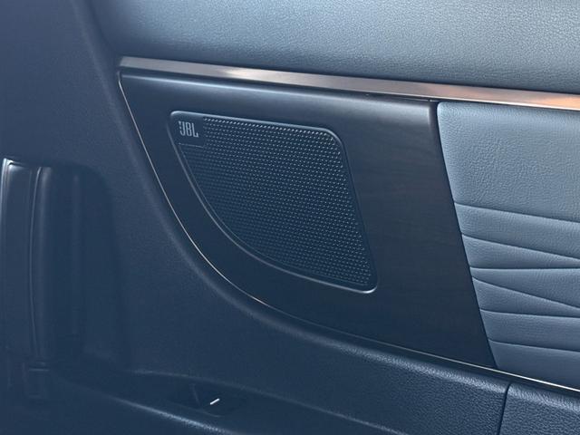 アルファードハイブリッド Ｚ　改良後　純正１４型ＪＢＬナビ　後席モニター　左右独立ムーンルーフ　デジタルインナーミラー　パノラミックビューモニター　ＢＳＭ　ユニバーサルステップ　パワーバックドア　ＥＴＣ２．０　ＨＵＤ　チームメイト（76枚目）