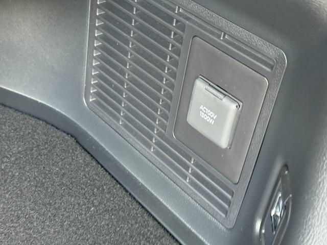 ヴェルファイアハイブリッド Z プレミア 茶内装 左右独立ムーンルーフ デジタルインナーミラー ユニバーサルステップ 14型ナビ フルセグ 後席モニター パノラミックビューモニター ブラインドスポットモニタ AC100V HUD 置くだけ充電(46枚目)