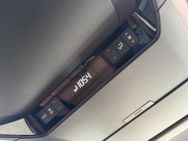 ヴェルファイアハイブリッド Z プレミア 茶内装 左右独立ムーンルーフ デジタルインナーミラー ユニバーサルステップ 14型ナビ フルセグ 後席モニター パノラミックビューモニター ブラインドスポットモニタ AC100V HUD 置くだけ充電(71枚目)