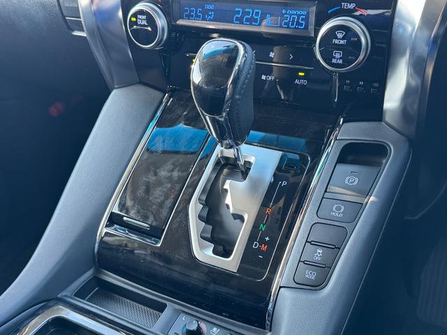 アルファード ２．５Ｓ　Ｃパッケージ　魔裟斗エアロ　４本出マフラー　サンルーフ　デジタルインナーミラー　ブラインドスポットモニタ　純正９型ＤＡ　後席モニター　フルセグＴＶ　ドラレコ　パワーバックドア　シートヒーター＆クーラー　パワーシート（63枚目）