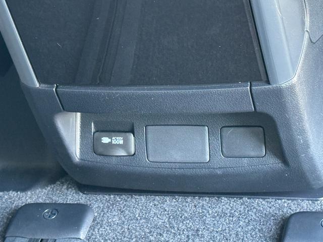 アルファード ２．５Ｓ　Ｃパッケージ　魔裟斗エアロ　４本出マフラー　サンルーフ　デジタルインナーミラー　ブラインドスポットモニタ　純正９型ＤＡ　後席モニター　フルセグＴＶ　ドラレコ　パワーバックドア　シートヒーター＆クーラー　パワーシート（74枚目）