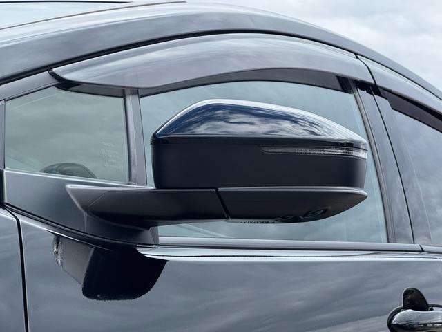 プリウス Ｚ　モデリスタエアロ　デジタルインナーミラー　ブラインドスポットモニター　１２．３型ナビ　フルセグ　パノラミックビューモニター　パワーバックドア　シートヒーター＆クーラー　ステンリングヒータ　ＥＴＣ２．０（17枚目）