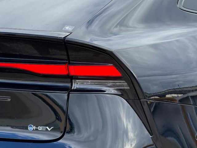 プリウス Ｚ　モデリスタエアロ　デジタルインナーミラー　ブラインドスポットモニター　１２．３型ナビ　フルセグ　パノラミックビューモニター　パワーバックドア　シートヒーター＆クーラー　ステンリングヒータ　ＥＴＣ２．０（31枚目）