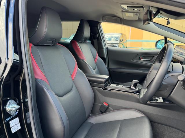 プリウス Ｚ　モデリスタエアロ　デジタルインナーミラー　ブラインドスポットモニター　１２．３型ナビ　フルセグ　パノラミックビューモニター　パワーバックドア　シートヒーター＆クーラー　ステンリングヒータ　ＥＴＣ２．０（36枚目）