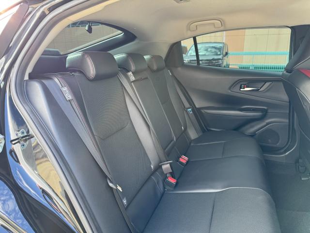 プリウス Ｚ　モデリスタエアロ　デジタルインナーミラー　ブラインドスポットモニター　１２．３型ナビ　フルセグ　パノラミックビューモニター　パワーバックドア　シートヒーター＆クーラー　ステンリングヒータ　ＥＴＣ２．０（38枚目）