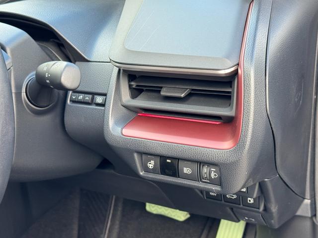 プリウス Ｚ　モデリスタエアロ　デジタルインナーミラー　ブラインドスポットモニター　１２．３型ナビ　フルセグ　パノラミックビューモニター　パワーバックドア　シートヒーター＆クーラー　ステンリングヒータ　ＥＴＣ２．０（53枚目）