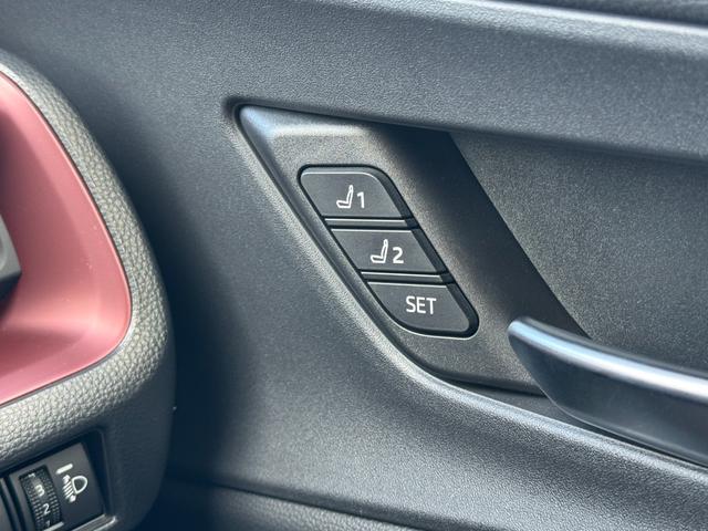 プリウス Ｚ　モデリスタエアロ　デジタルインナーミラー　ブラインドスポットモニター　１２．３型ナビ　フルセグ　パノラミックビューモニター　パワーバックドア　シートヒーター＆クーラー　ステンリングヒータ　ＥＴＣ２．０（56枚目）